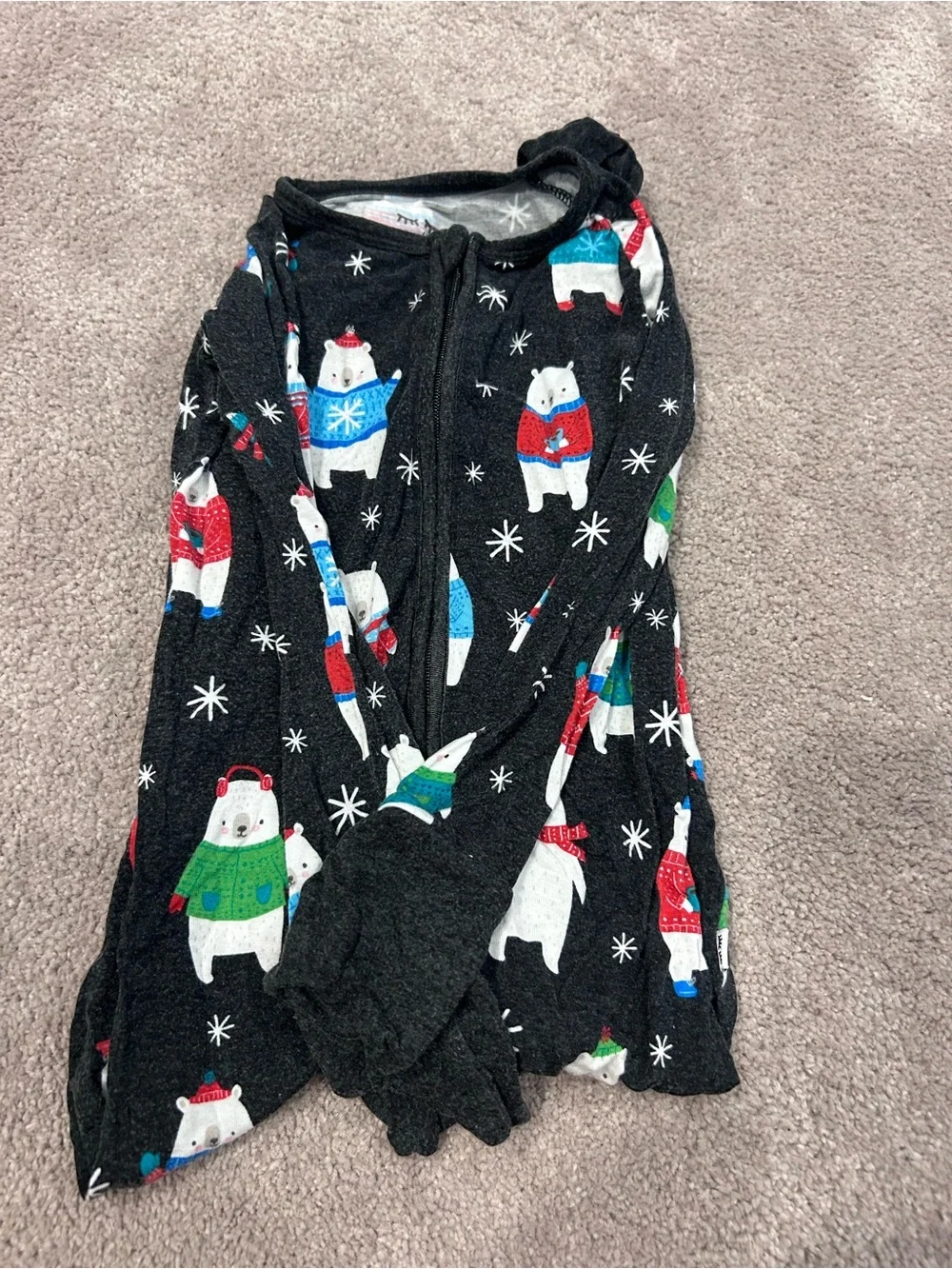 Black Holiday Polar Bear Zippy